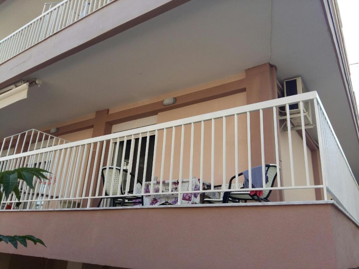 Apartment Grcka-reni Greece 2 *